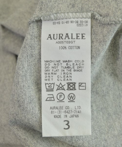 AURALEE เสื้อยืด/เสื้อท็อปส์