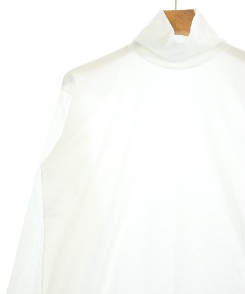 AURALEE เสื้อยืด/เสื้อท็อปส์