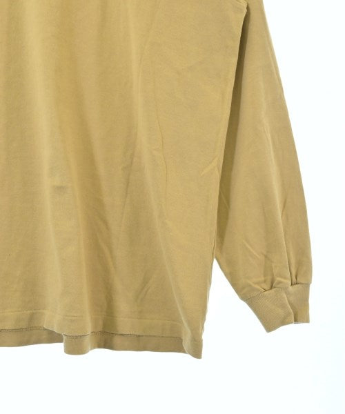 AURALEE เสื้อยืด/เสื้อท็อปส์