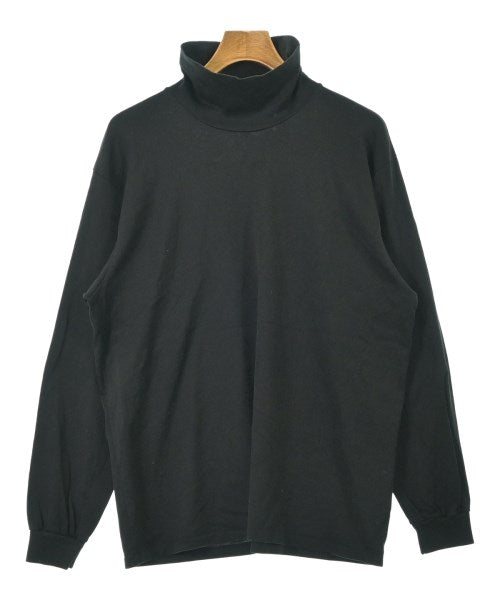 AURALEE เสื้อยืด/เสื้อท็อปส์