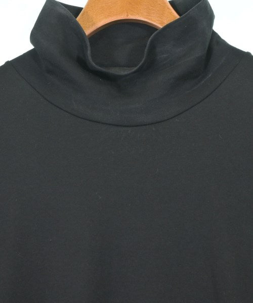 AURALEE เสื้อยืด/เสื้อท็อปส์