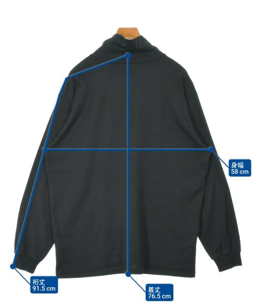 AURALEE เสื้อยืด/เสื้อท็อปส์