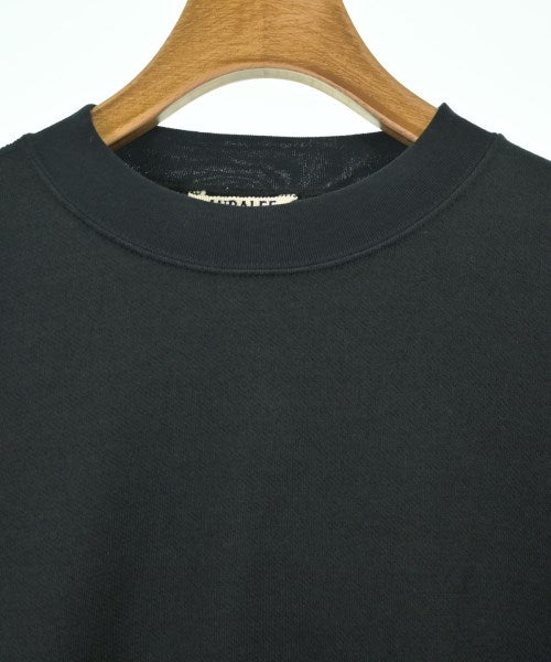 AURALEE เสื้อยืด/เสื้อท็อปส์