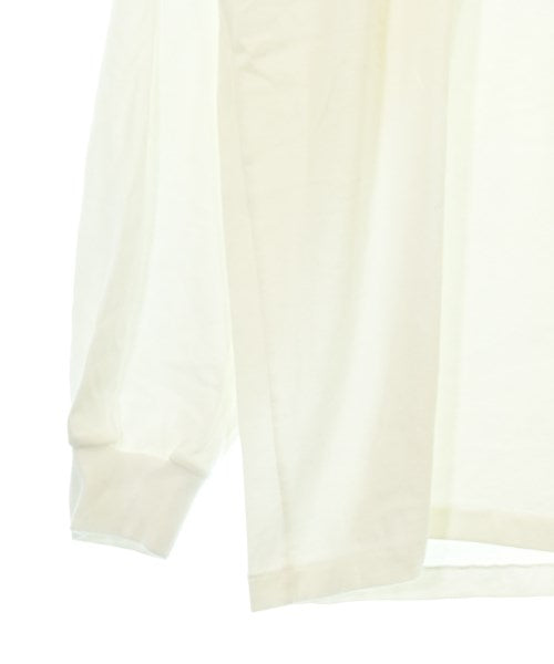 AURALEE เสื้อยืด/เสื้อท็อปส์