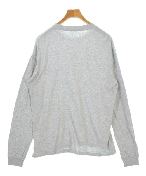 AURALEE เสื้อยืด/เสื้อท็อปส์