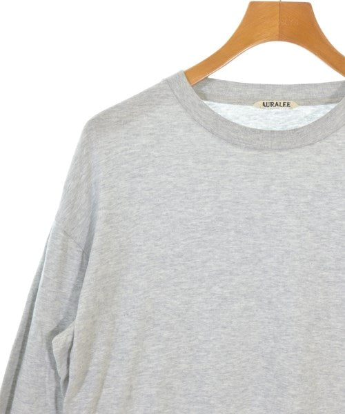 AURALEE เสื้อยืด/เสื้อท็อปส์