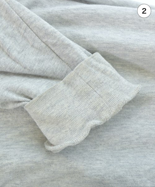 AURALEE เสื้อยืด/เสื้อท็อปส์