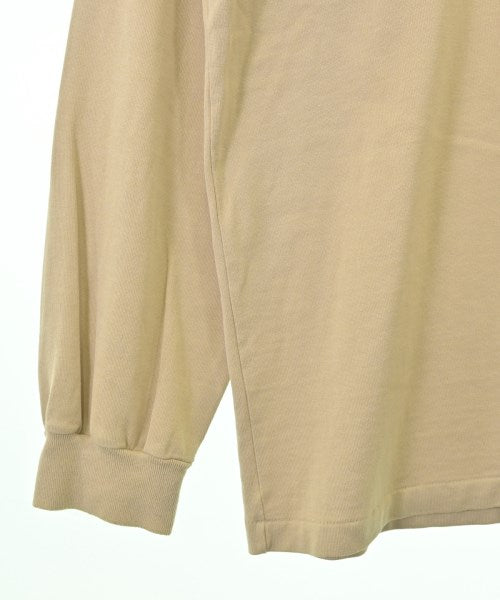 AURALEE เสื้อยืด/เสื้อท็อปส์