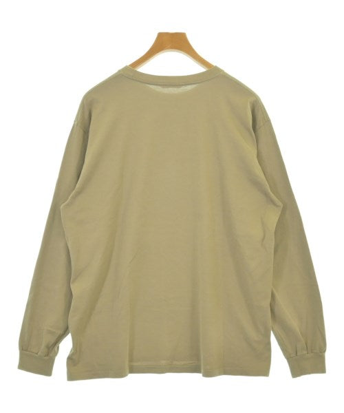 AURALEE เสื้อยืด/เสื้อท็อปส์