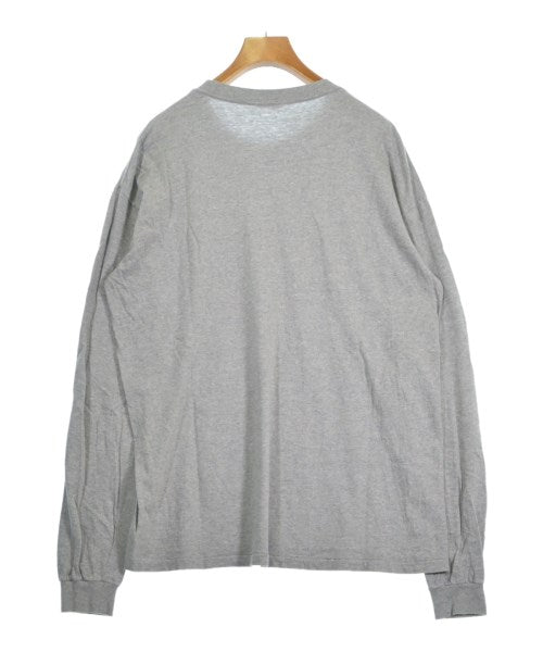 AURALEE เสื้อยืด/เสื้อท็อปส์