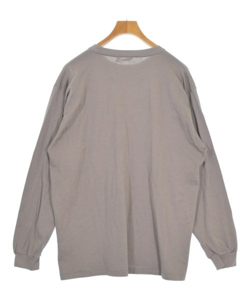 AURALEE เสื้อยืด/เสื้อท็อปส์