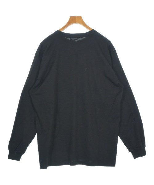 AURALEE เสื้อยืด/เสื้อท็อปส์