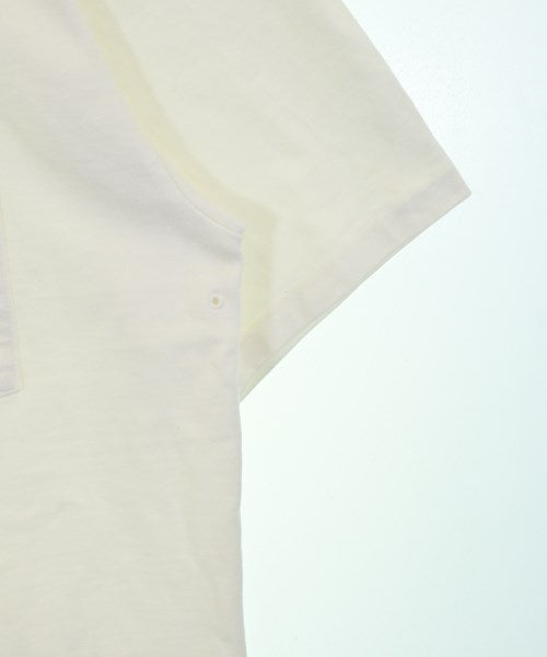 AURALEE เสื้อยืด/เสื้อท็อปส์