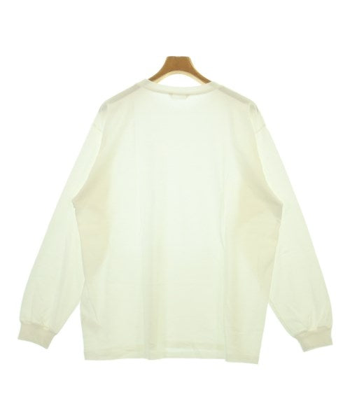 AURALEE เสื้อยืด/เสื้อท็อปส์
