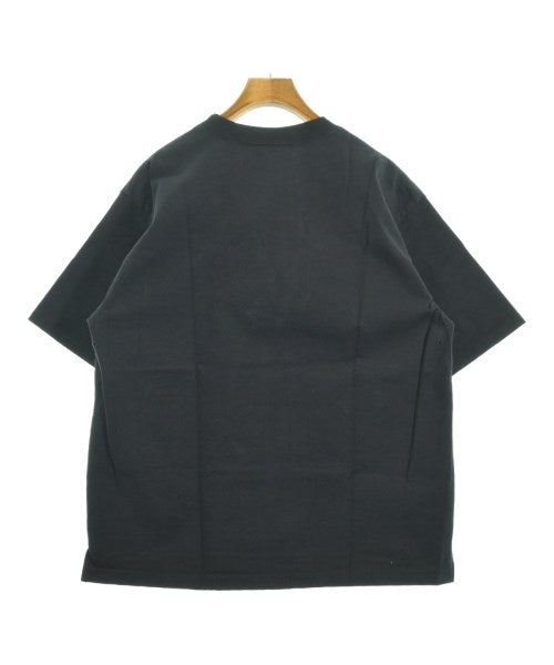 AURALEE เสื้อยืด/เสื้อท็อปส์