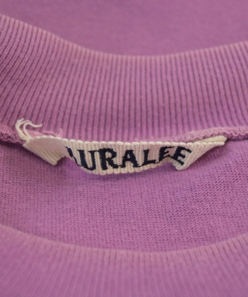 AURALEE เสื้อยืด/เสื้อท็อปส์
