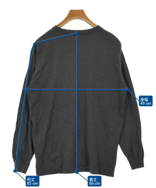 AURALEE เสื้อยืด/เสื้อท็อปส์