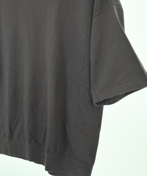 AURALEE เสื้อยืด/เสื้อท็อปส์
