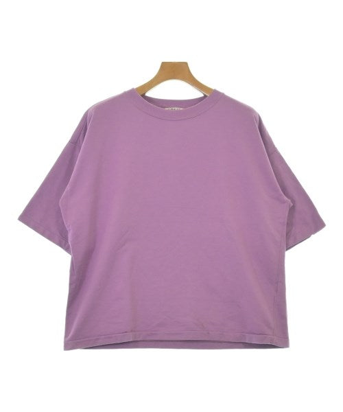 AURALEE เสื้อยืด/เสื้อท็อปส์