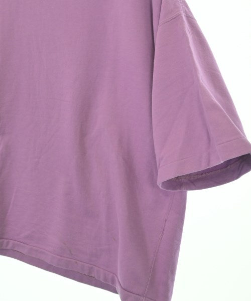 AURALEE เสื้อยืด/เสื้อท็อปส์