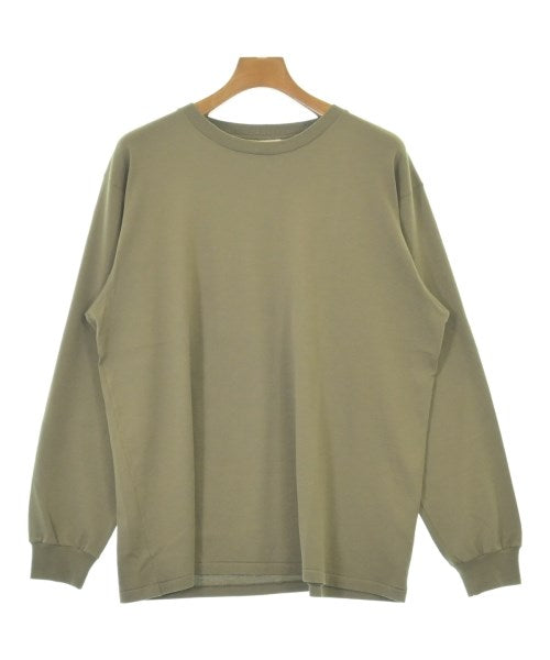 AURALEE เสื้อยืด/เสื้อท็อปส์