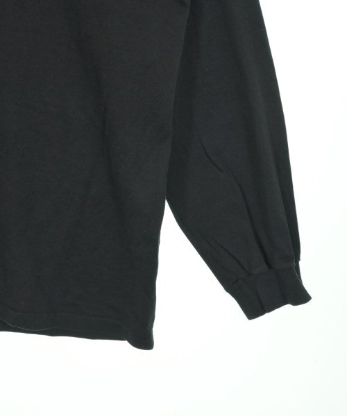AURALEE เสื้อยืด/เสื้อท็อปส์