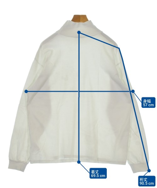 AURALEE เสื้อยืด/เสื้อท็อปส์