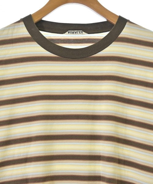 AURALEE เสื้อยืด/เสื้อท็อปส์