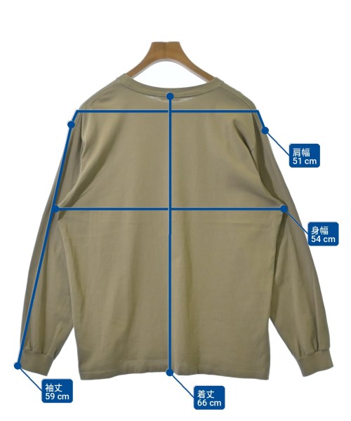AURALEE เสื้อยืด/เสื้อท็อปส์