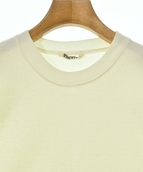 AURALEE เสื้อยืด/เสื้อท็อปส์
