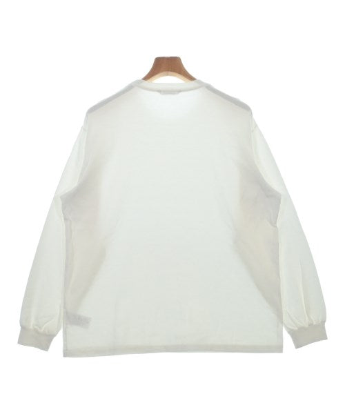 AURALEE เสื้อยืด/เสื้อท็อปส์