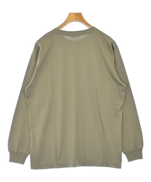 AURALEE เสื้อยืด/เสื้อท็อปส์