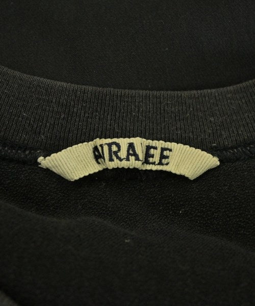 AURALEE เสื้อยืด/เสื้อท็อปส์