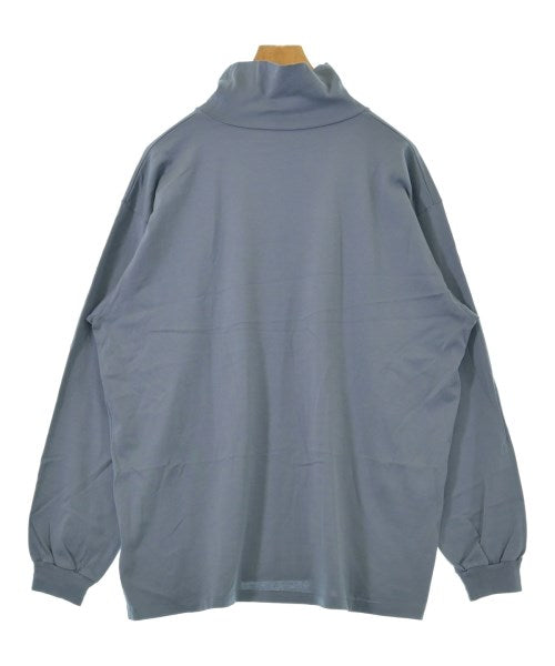 AURALEE เสื้อยืด/เสื้อท็อปส์