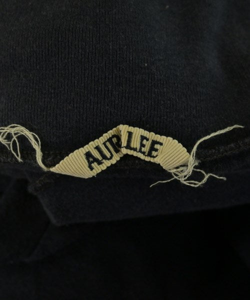 AURALEE เสื้อยืด/เสื้อท็อปส์