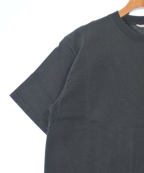AURALEE เสื้อยืด/เสื้อท็อปส์