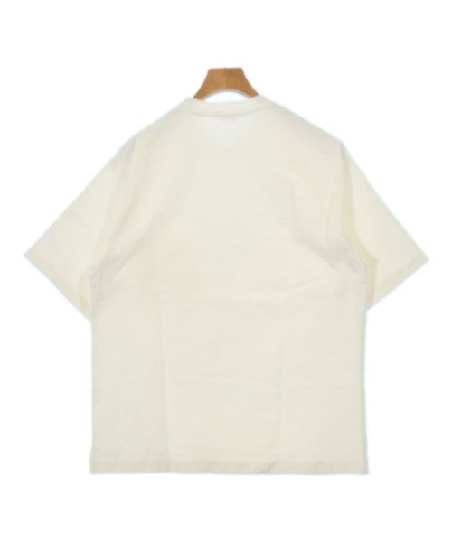 AURALEE เสื้อยืด/เสื้อท็อปส์