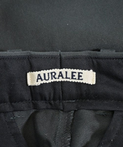 AURALEE ชิโน่
