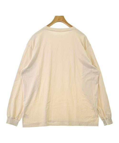 AURALEE เสื้อยืด/เสื้อท็อปส์