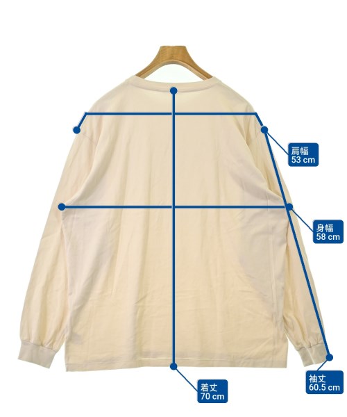 AURALEE เสื้อยืด/เสื้อท็อปส์