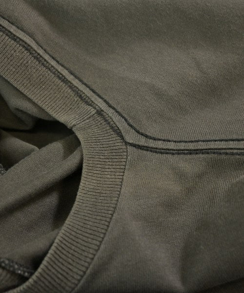 AURALEE เสื้อยืด/เสื้อท็อปส์
