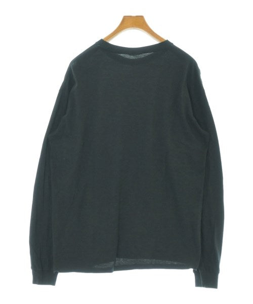 AURALEE เสื้อยืด/เสื้อท็อปส์