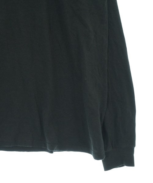 AURALEE เสื้อยืด/เสื้อท็อปส์