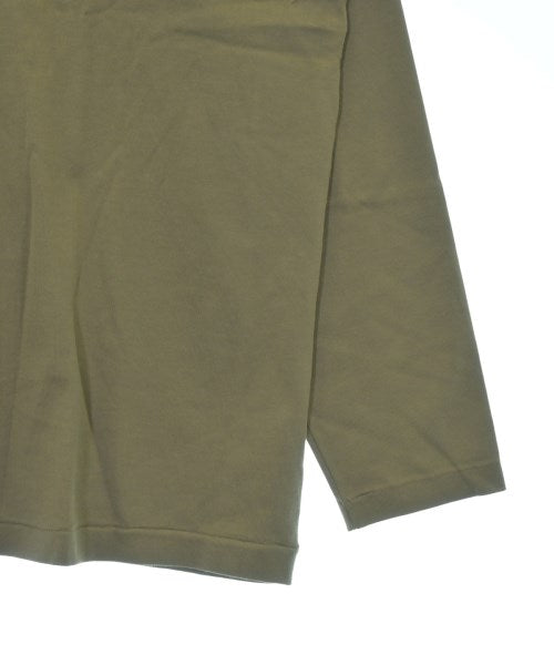 AURALEE เสื้อยืด/เสื้อท็อปส์