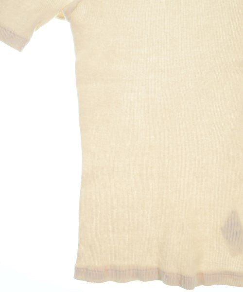 AURALEE เสื้อยืด/เสื้อท็อปส์