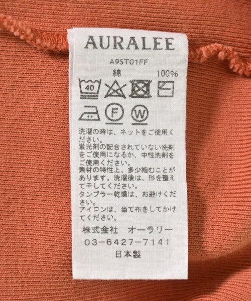 AURALEE เสื้อยืด/เสื้อท็อปส์