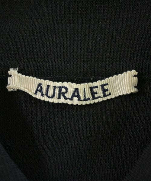 AURALEE เสื้อแขนกุด
