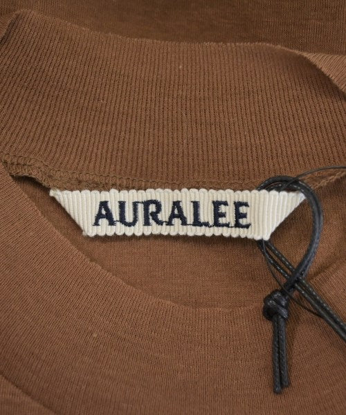 AURALEE เสื้อยืด/เสื้อท็อปส์