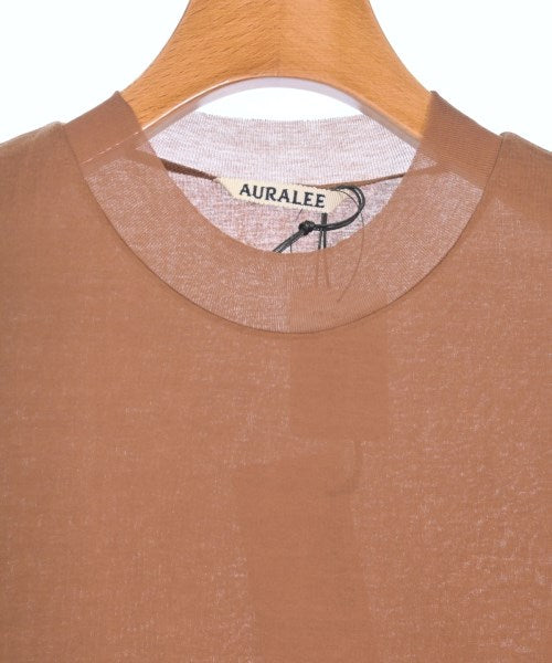 AURALEE เสื้อยืด/เสื้อท็อปส์