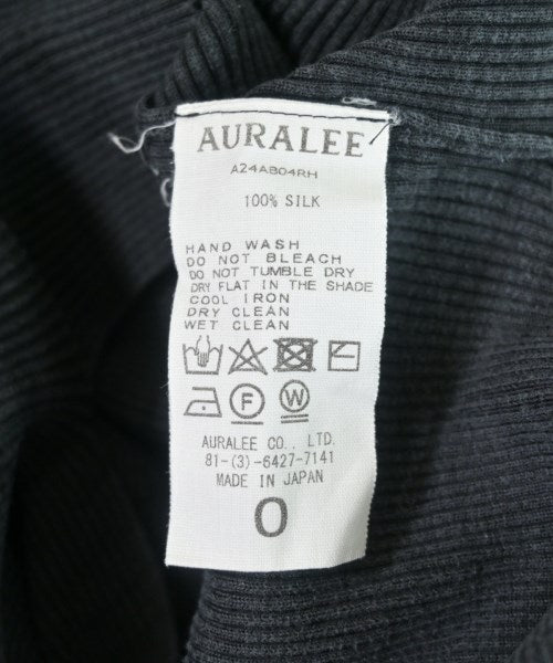AURALEE เสื้อยืด/เสื้อท็อปส์